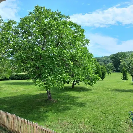 Domaine Benester - La Perigourdine - Meuble 4 Etoiles B&B