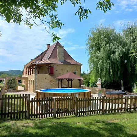 Domaine Benester - La Perigourdine - Meuble 4 Etoiles B&B 3*